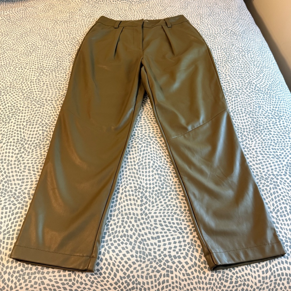 Topshop | Olive Green Vegan Leather Pleated Pants - Picture 3 of 7